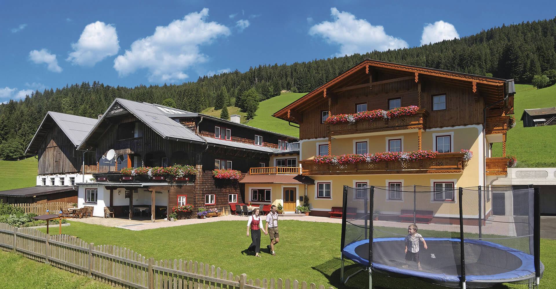 Urlaub auf dem Bauernhof in Radstadt - Ferienwohnungen am Unterhagmoos
